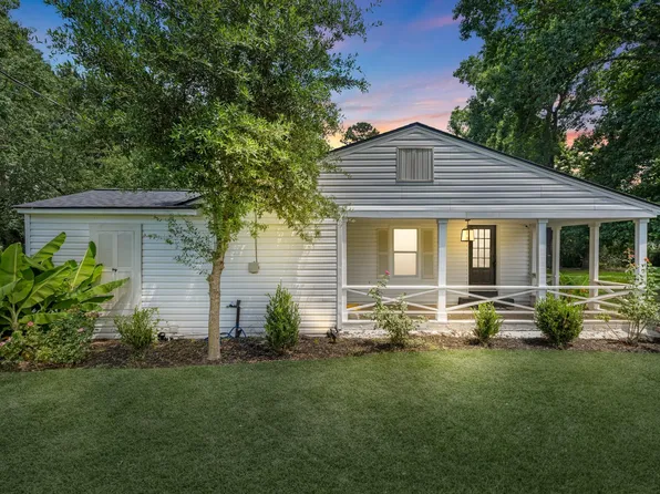 215 Bar Park Loop, Coldspring, TX 77331