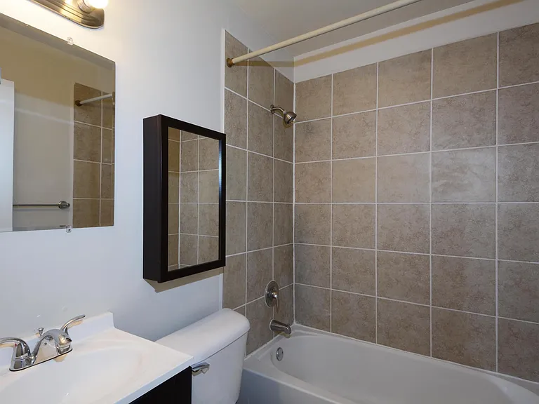 2105 Hillview Rd — Photo 9