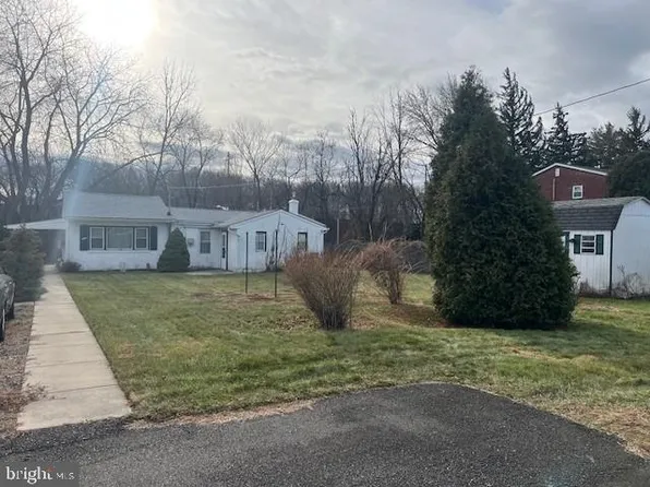 1002 Orchid Ave, Bensalem, PA 19020