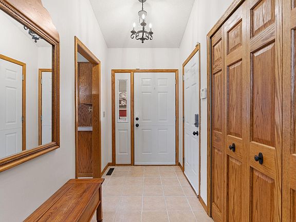 3rd image of 5952 Bayberry Dr