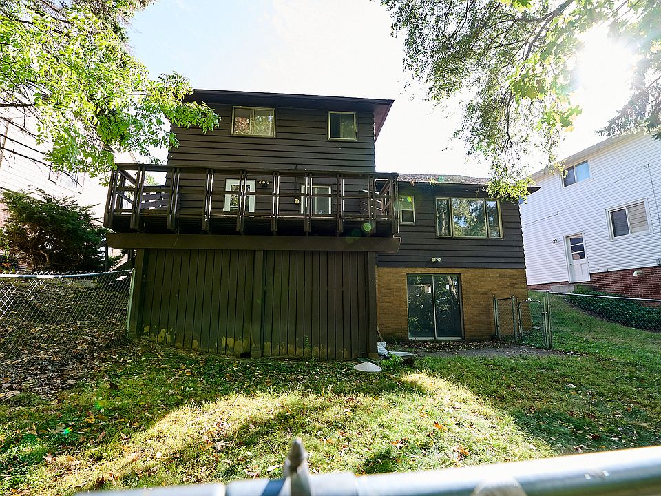 1st image of 23805 Greenwood Rd