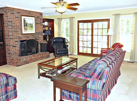 3rd image of 3032 Quail Dr