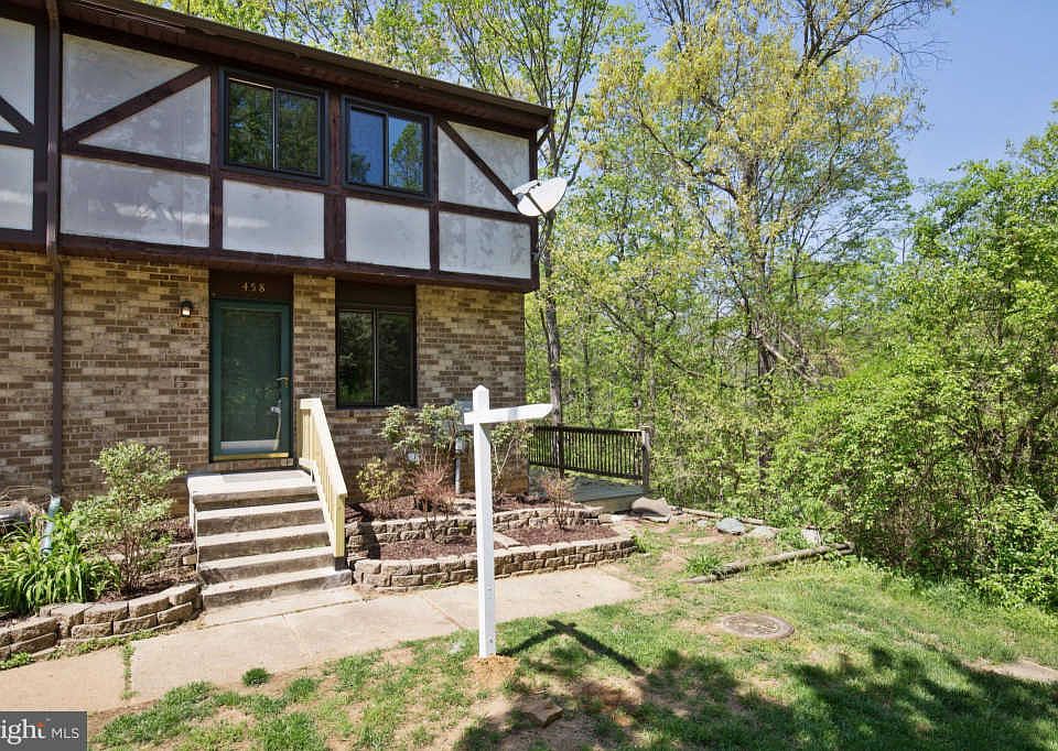 1st image of 458 Knottwood Ct