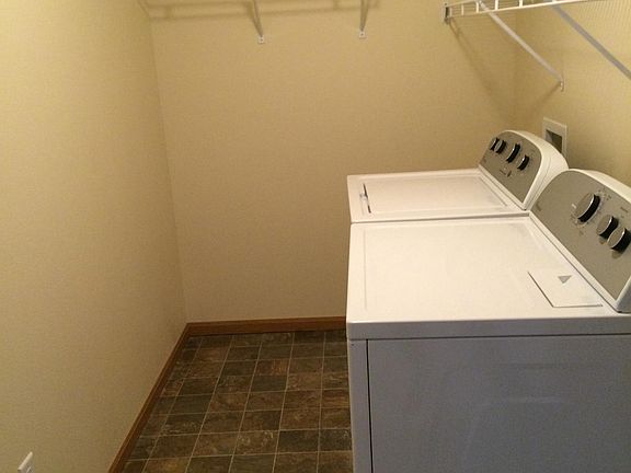 3rd image of 527 33rd Ave W APT 309