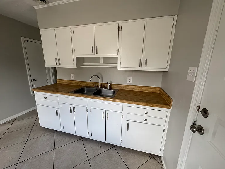 3121 Cottage Hill Rd — Photo 4