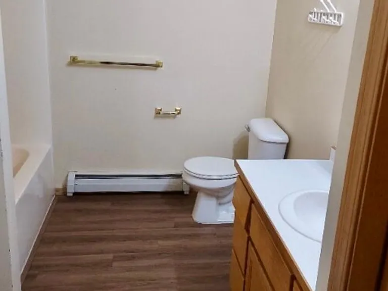 42 N Hunters Way #D — Photo 16