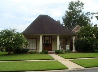 17232 Sweet Olive Ave, Baton Rouge, LA 70817