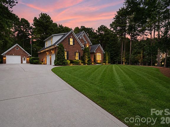2nd image of 7282 James Ct