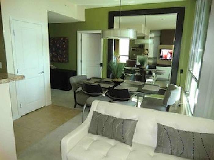 1st image of 206 Park Blvd Unit 403