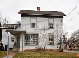 202 Oxford Ave, Oshkosh, WI 54901