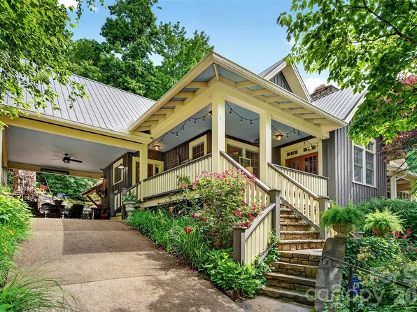 52 Cheshire Dr, Black Mountain, NC 28711