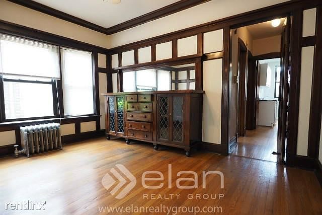 1st image of 2910 W Eastwood Ave #2