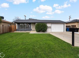 105 Easy St, Bakersfield, CA
