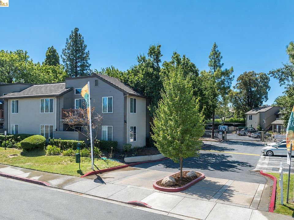 1st image of 2005 San Jose Dr Unit 211