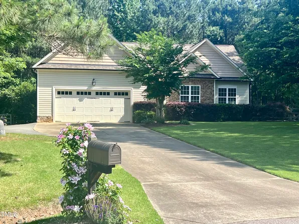 1203 Bayview Ct, Franklinton, NC 27525
