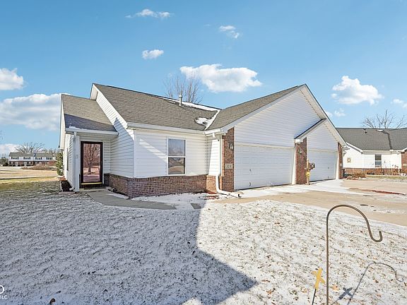 2nd image of 3231 Frances Ln