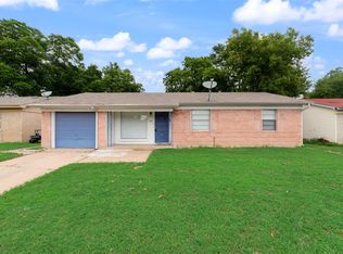 730 Cindy Ln, Grand Prairie, TX 75052