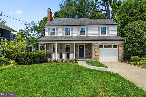 5605 Wood Way Photo 1
