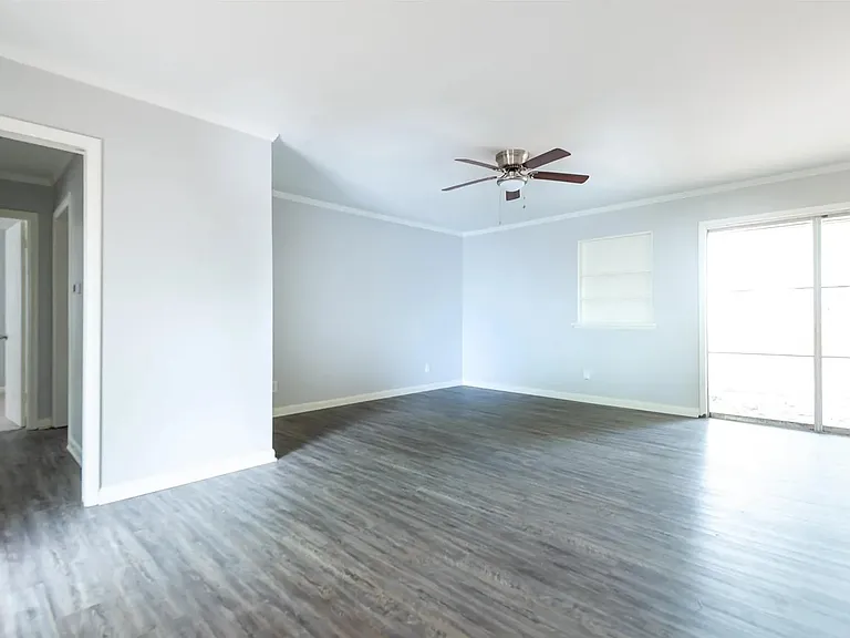 4 Alameda Dr — Photo 5