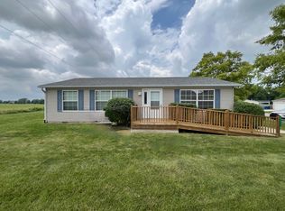 135 Sunset Ct, Cicero, IN 46034