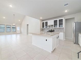 5031 Aspen Orchard Dr, Houston, TX 77066