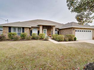 2058 Indigo Dr, Navarre, FL 32566