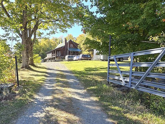 3rd image of 197 Lawler Ridge Road