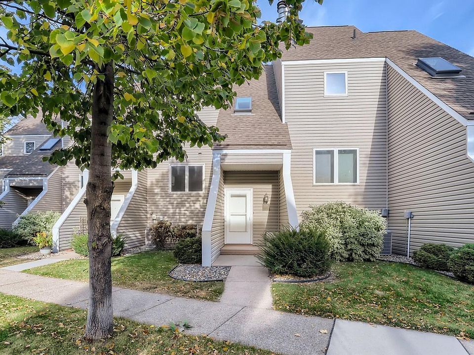 1st image of 1318 Boardwalk Pl