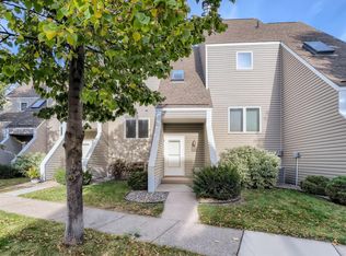 1318 Boardwalk Pl, Minneapolis, MN 55411