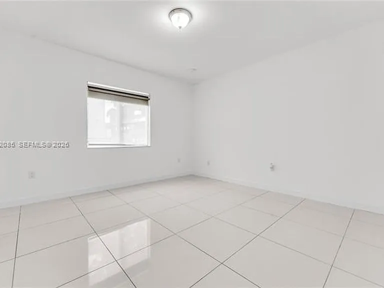 1029 SW 11th Ave #1029 — Photo 23