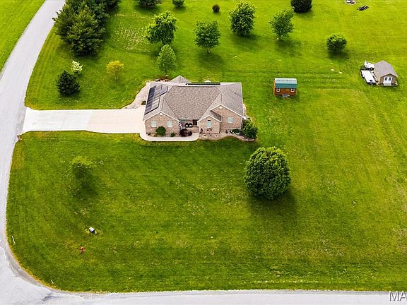 2nd image of 3527 Boomerang Dr