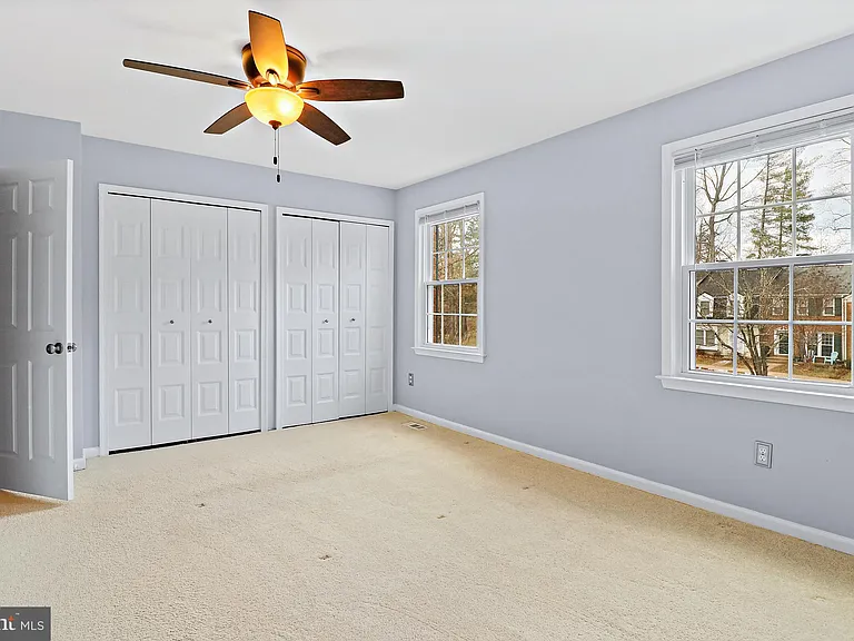 9553 Cherry Oak Ct — Photo 32
