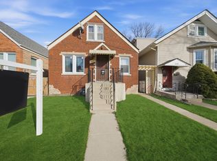 3227 Cuyler Ave, Berwyn, IL 60402