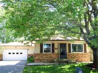 10303 E Baribeau Ln, Indianapolis, IN 46229