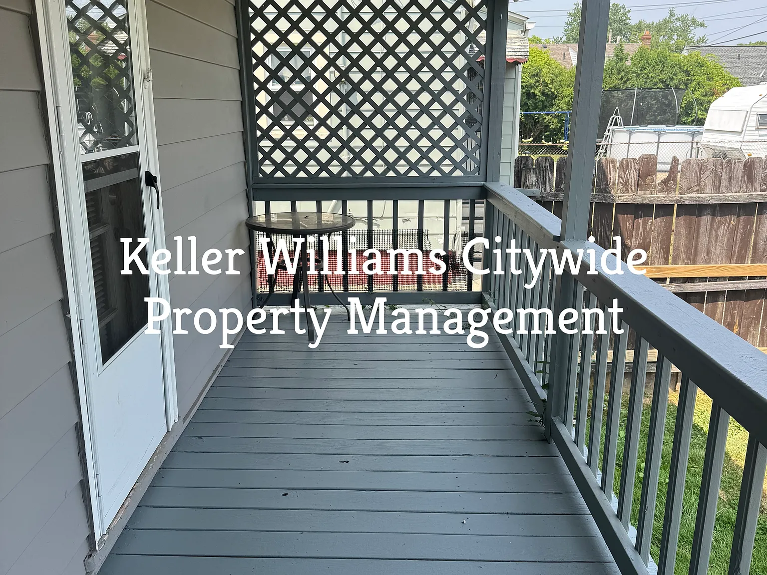 Ready for move in! 3 bedroom 2 full bath single family home Cleveland — Photo 3