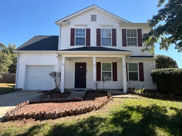 1428 Nature Pl, Charlotte, NC 28214