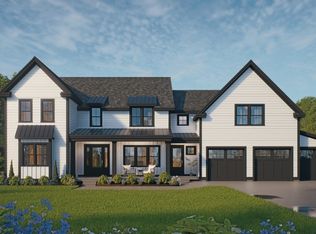 2 Red Tail Cir, Hopkinton, MA 01748