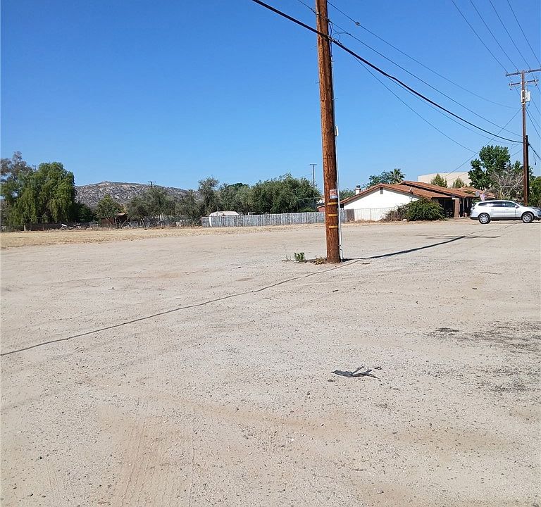 2nd image of 0 Stetson Ave #2