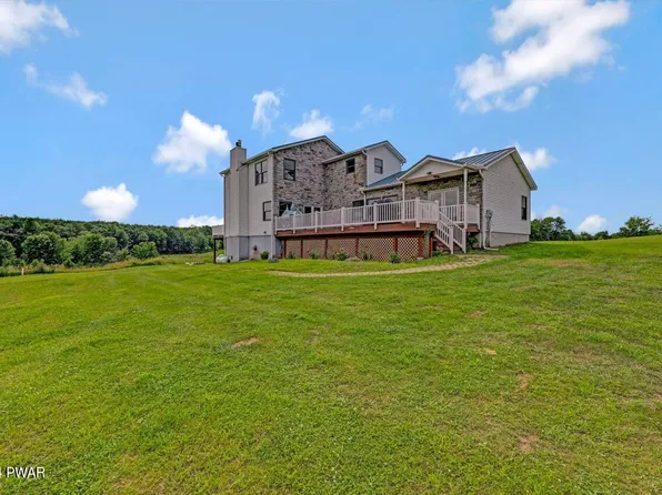 126 Stoney Lonesome Rd, Newfoundland, PA 18445
