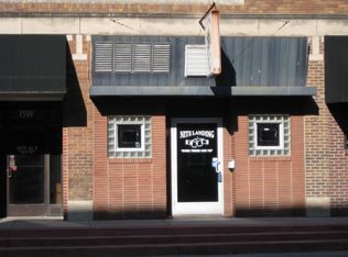 6 W Harrison St, Sullivan, IL 61951