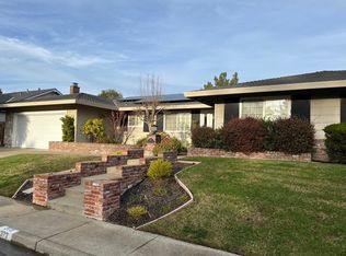 373 Birchwood Dr, Moraga, CA 94556
