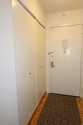 Rented by Carnegie Hill Place | media 32