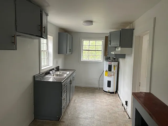 110 McMillan St E — Photo 4