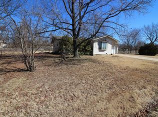 123 Hedge Dr, Carl Junction, MO 64834