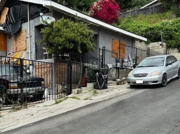 1083 Milwaukee Ave, Los Angeles, CA 90042