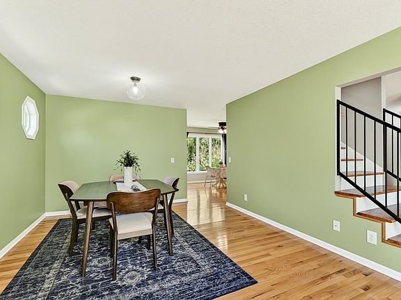 3rd image of 1101 Northway Ln NE
