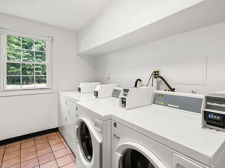 180 Main St #C55 — Photo 18
