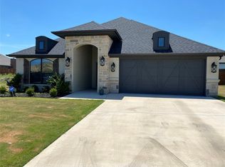 215 Rees Ave, Godley, TX 76044