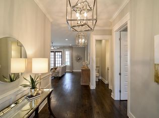 6042 Sedberry Rd, Nashville, TN 37205