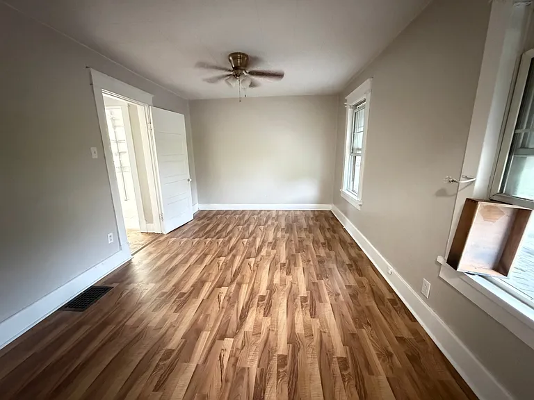 4320 Gallia St — Photo 10